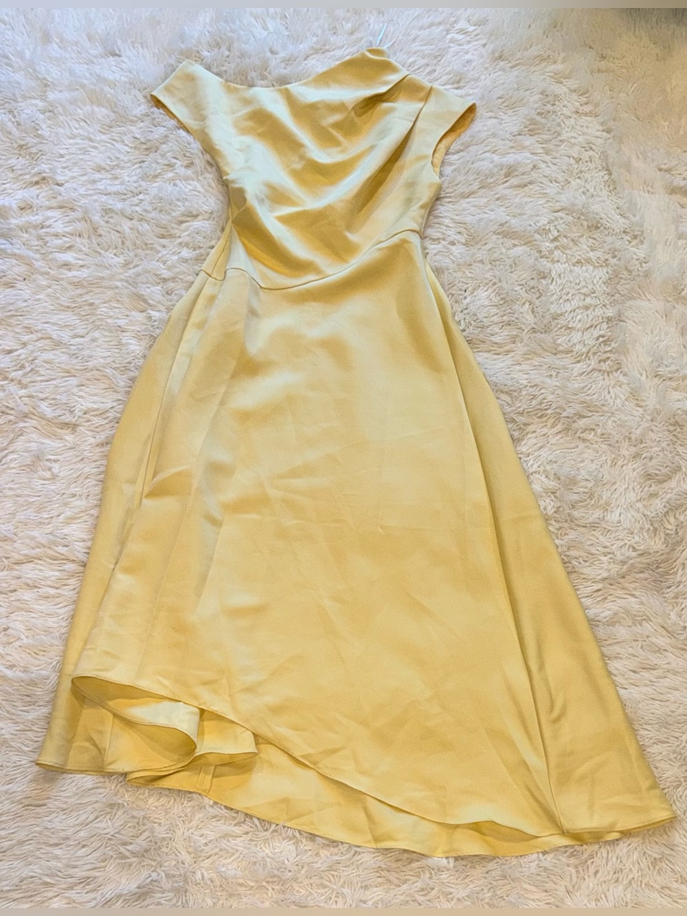 NEW Elliatt Marissa One-Shoulder Asymmetric Hem Duchess Satin Yellow Gown Sz M - Picture 5 of 9